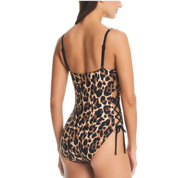 Bar III Women's Lace-Up Brown & Black Cheetah Print One Piece Swimsuit Small NWT - Picture 3 of 4
